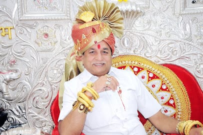Astrologer R H Soni