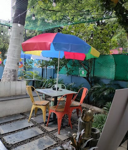 Cafe YoFoBo