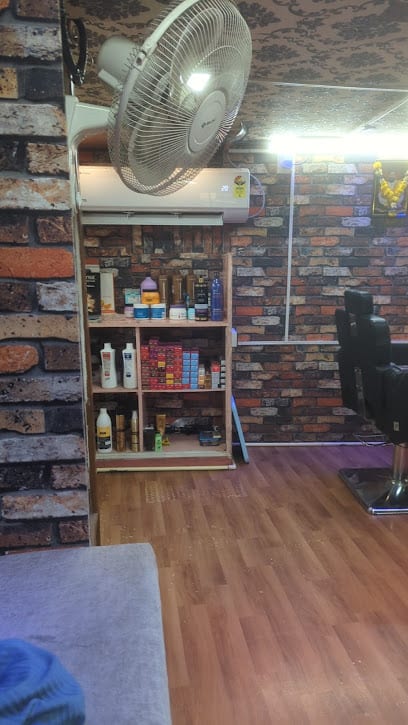 In Style Unisex Saloon