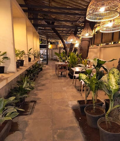 Savannah, The garden restaurant and cafe