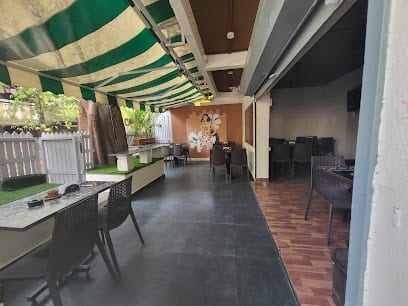 Woods Cafe